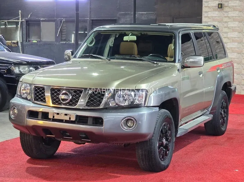 Nissan Patrol 2019 for Sale in Ajman Image-2