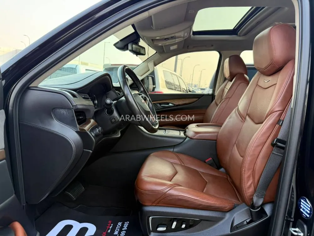 Cadillac Escalade 2020 for Sale in Abu Dhabi Image-5