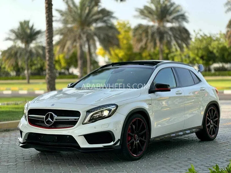 Mercedes Benz GLA 2015 for Sale in Sharjah Image-2