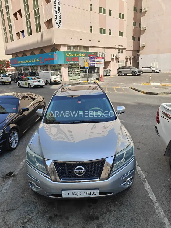 نيسان باثفايندر 2016 for Sale in الشارقة Image-1