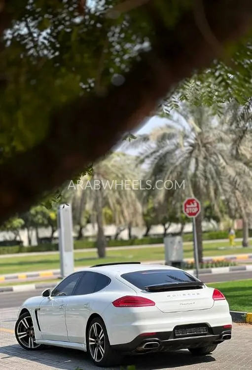 Porsche Panamera 2014 for Sale in Sharjah Image-7