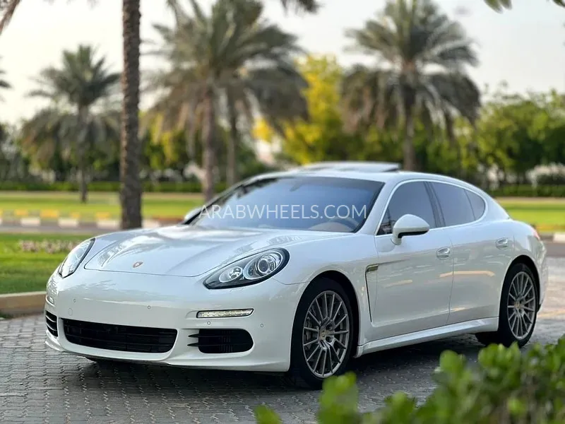 Porsche Panamera 2014 for Sale in Sharjah Image-5