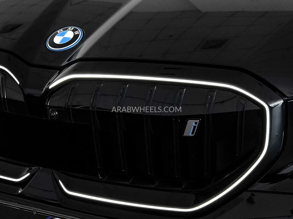 BMW i5 2024 for Sale in Dubai Image-16