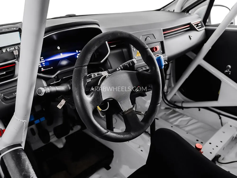 Renault Clio 2021 for Sale in Dubai Image-7