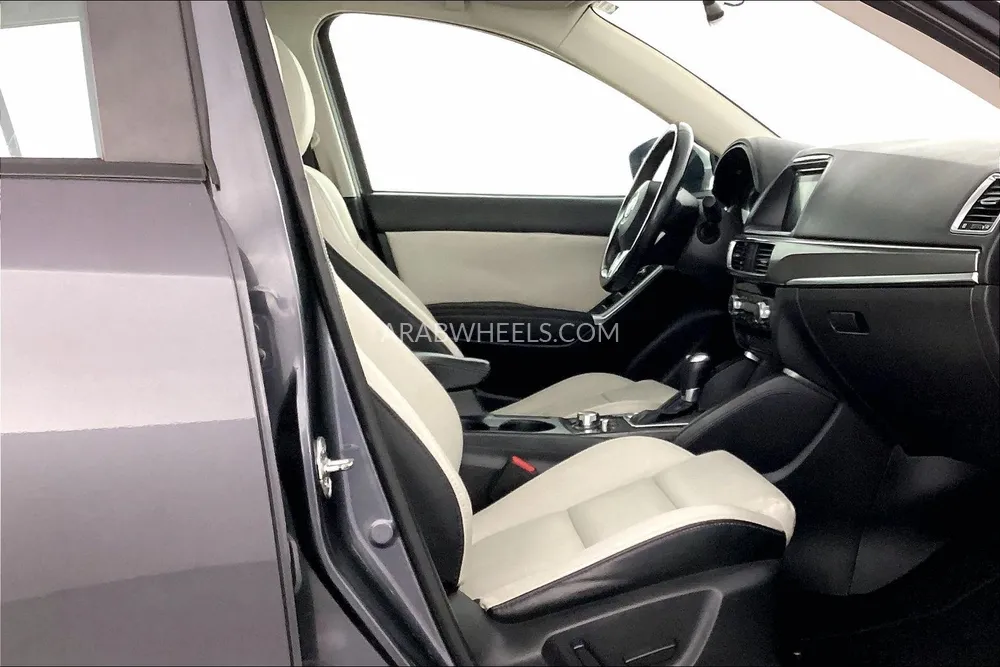 مازدا CX 5 2016 for Sale in الشارقة Image-12