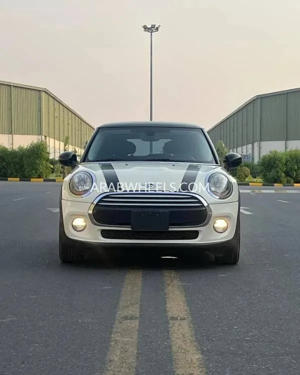 ميني كوبر 2015 for Sale in أم القيوين Image-2