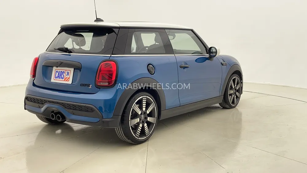 Mini Cooper 2024 for Sale in Dubai Image-3