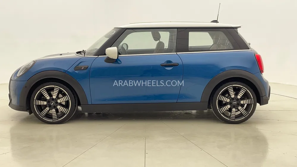 Mini Cooper 2024 for Sale in Dubai Image-6