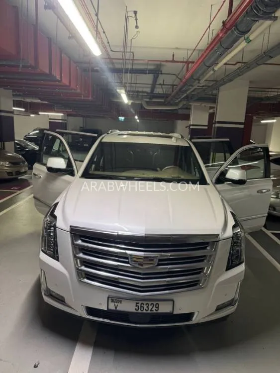 Cadillac Escalade 2019 for Sale in Ajman Image-3