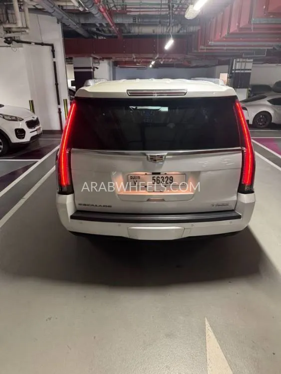 Cadillac Escalade 2019 for Sale in Ajman Image-6