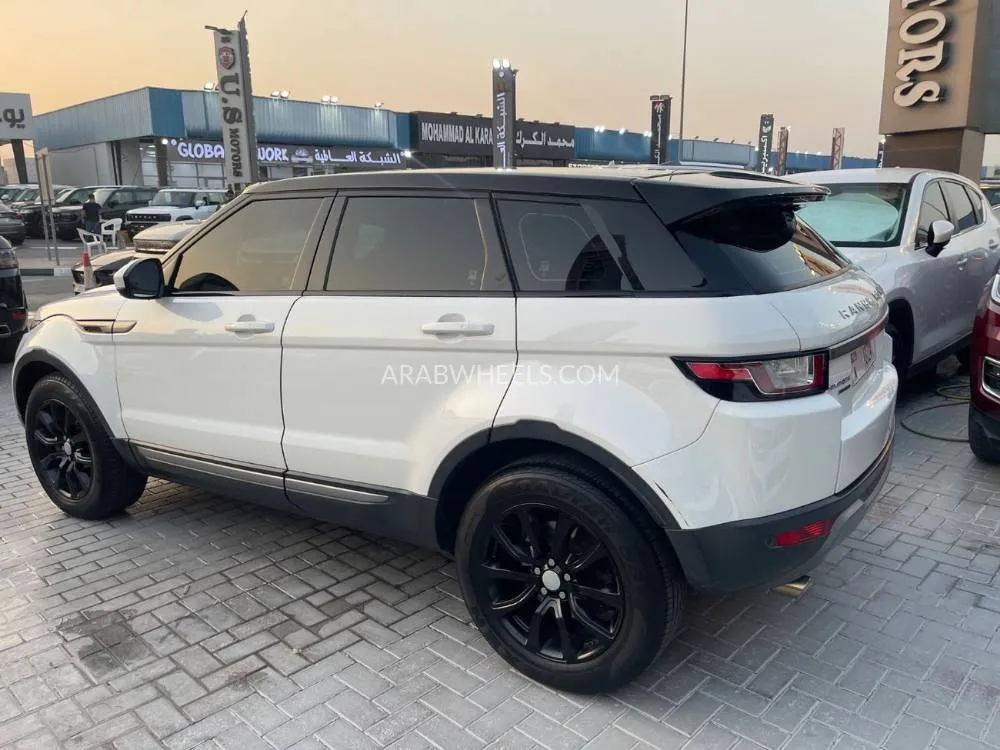 Land Rover Range Rover Evoque 2017 for Sale in Ajman Image-4