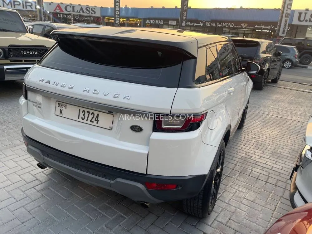 Land Rover Range Rover Evoque 2017 for Sale in Ajman Image-8