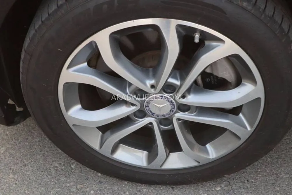 Mercedes Benz C Class 2016 for Sale in Ajman Image-13