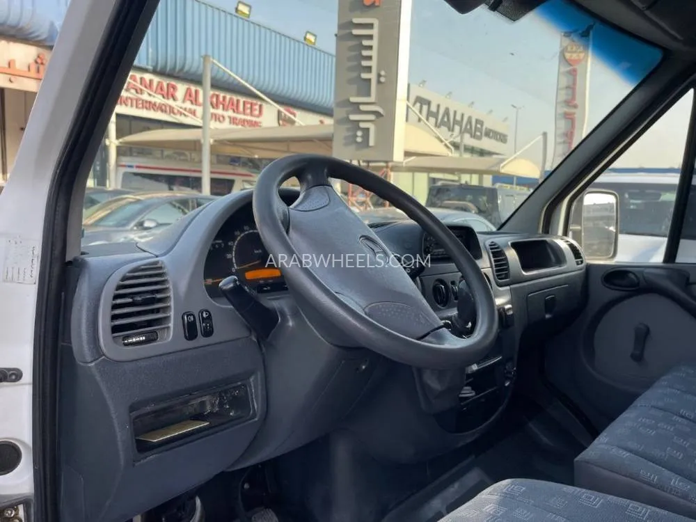 Mercedes Benz Sprinter 2010 for Sale in Ajman Image-8