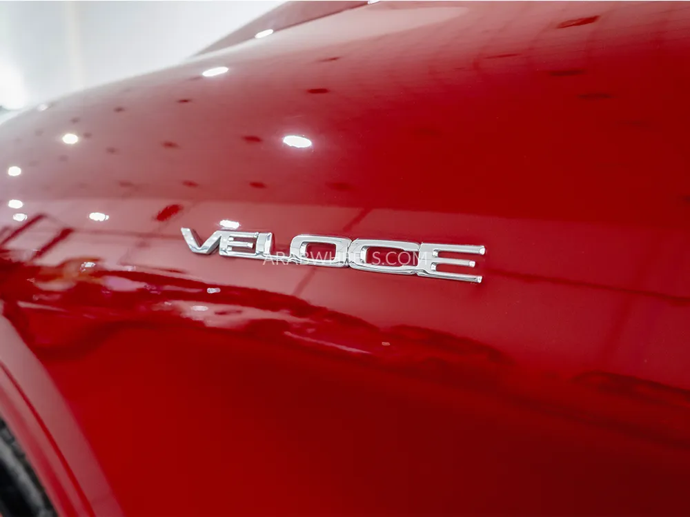 الفا روميو ستيلفيو 2023 for Sale in دبي Image-15