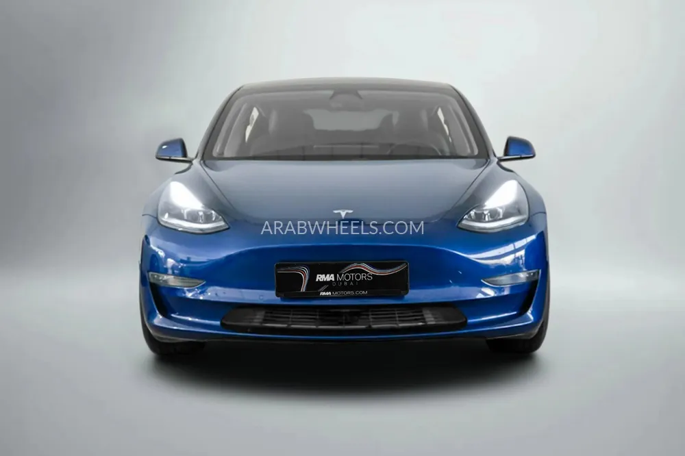Tesla Model 3 2021 for Sale in Dubai Image-3