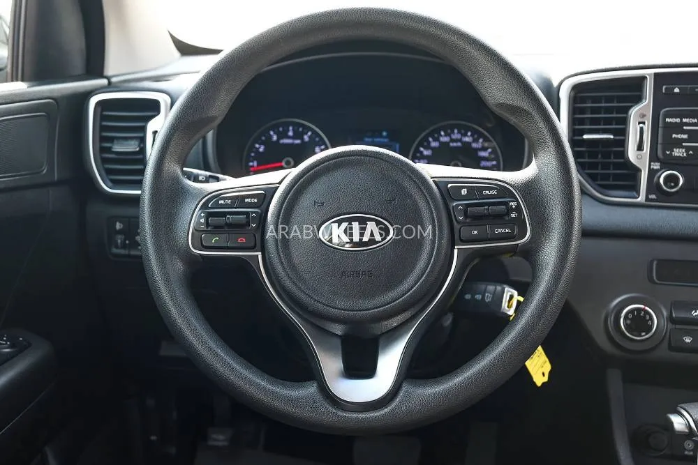 Kia Sportage 2018 for Sale in Sharjah Image-15