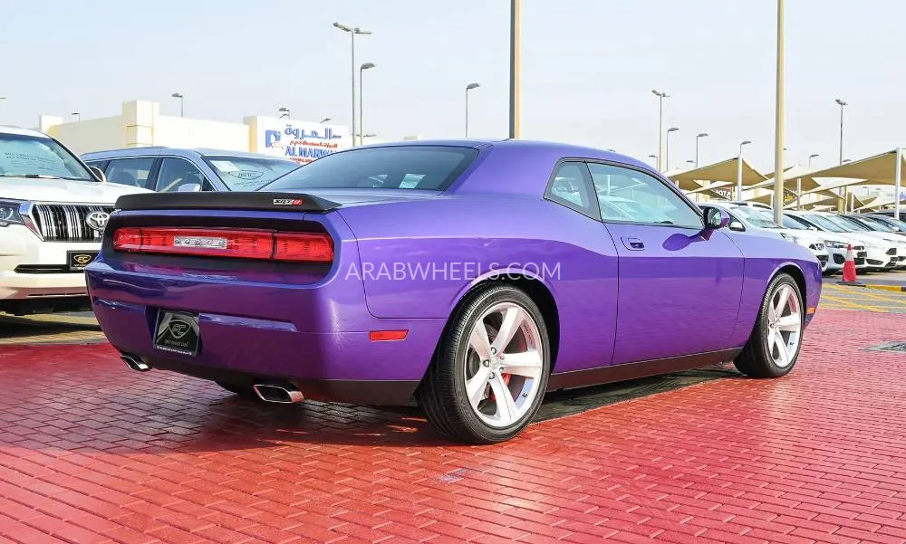 Dodge Challenger 2010 for Sale in Sharjah Image-4