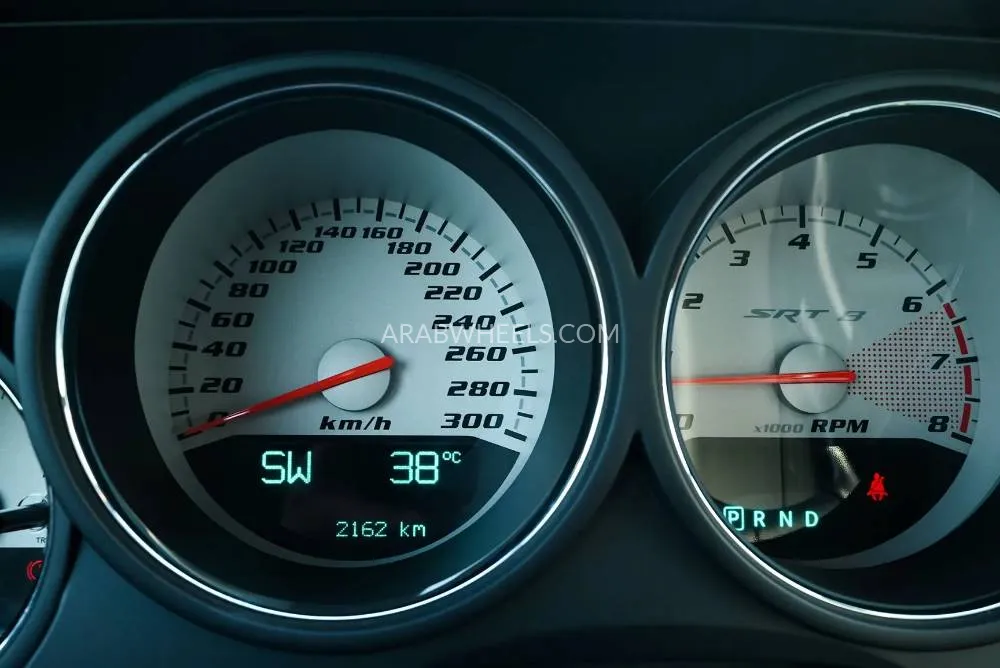 Dodge Challenger 2010 for Sale in Sharjah Image-14