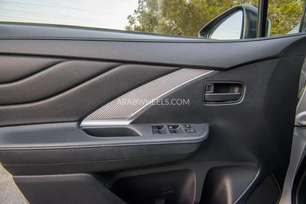 Mitsubishi Xpander 2022 for Sale in Sharjah Image-19