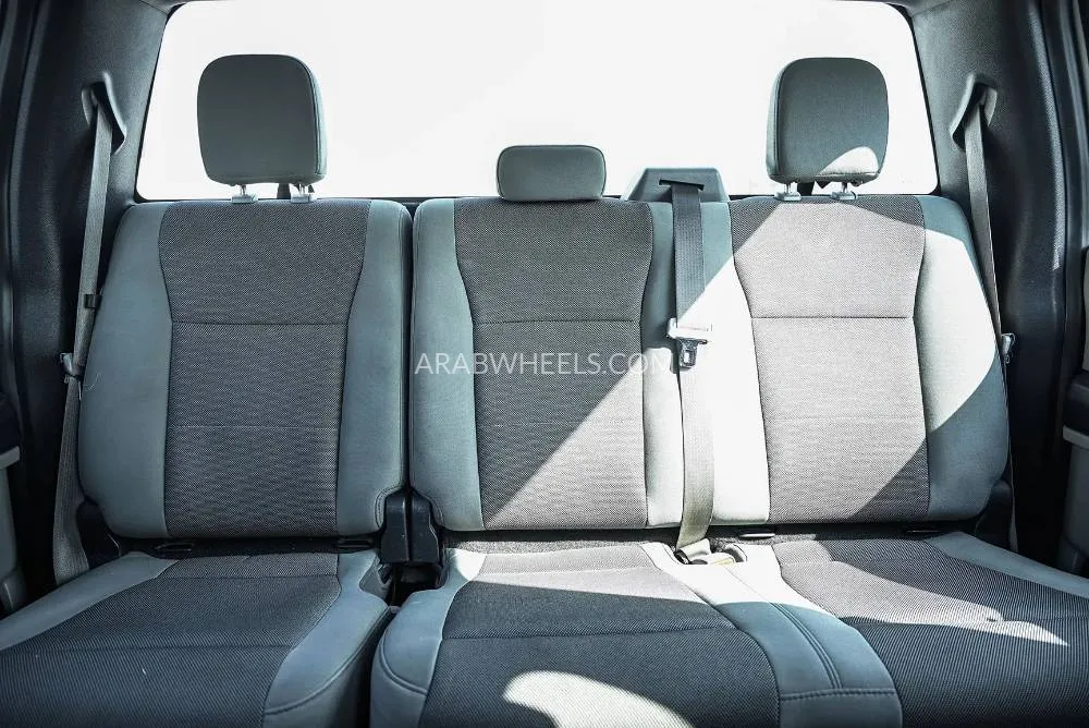 Ford F 150 2015 for Sale in Sharjah Image-12