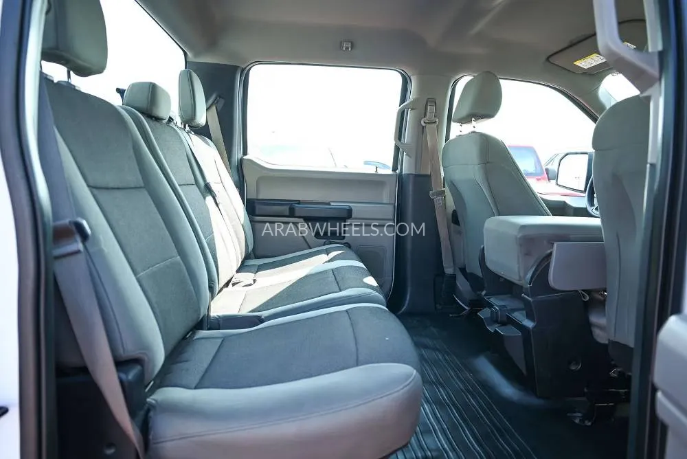 Ford F 150 2015 for Sale in Sharjah Image-13