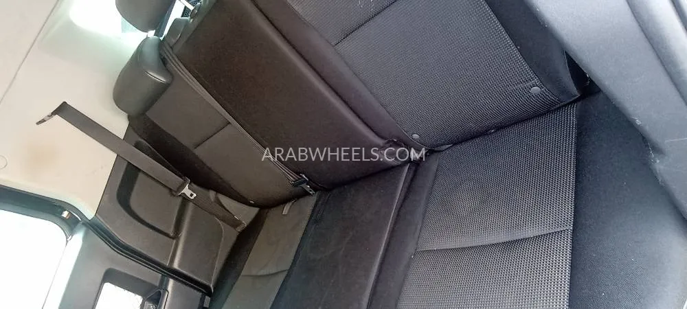 Toyota FJ Cruiser 2013 for Sale in Abu Dhabi Image-4