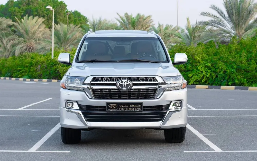 Toyota Land Cruiser 2021 for Sale in Sharjah Image-7
