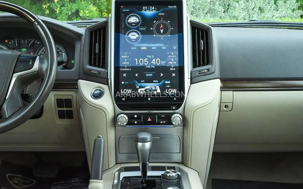 Toyota Land Cruiser 2021 for Sale in Sharjah Image-17