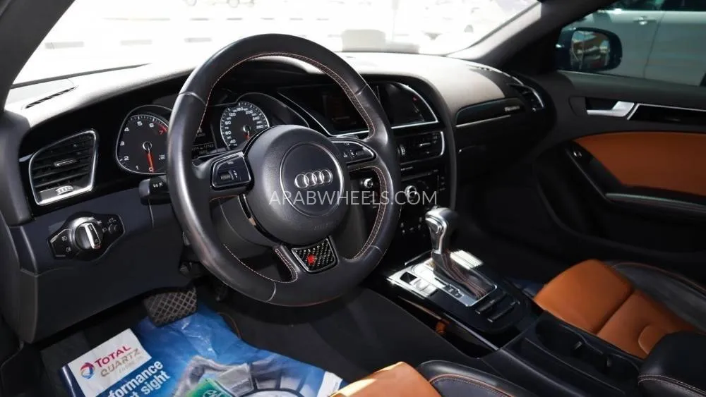 Audi A4 2019 for Sale in Sharjah Image-6