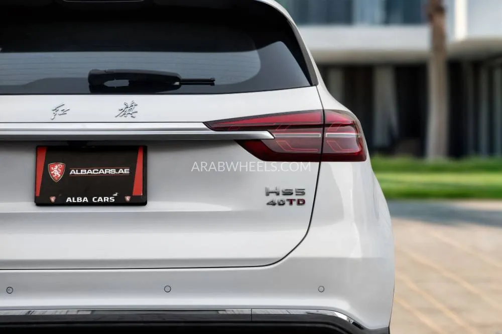 Hongqi HS5 2023 for Sale in Dubai Image-7