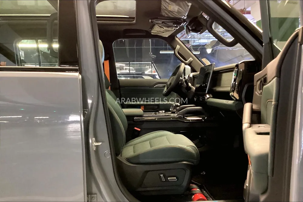 Jetour T2 2025 for Sale in Sharjah Image-12