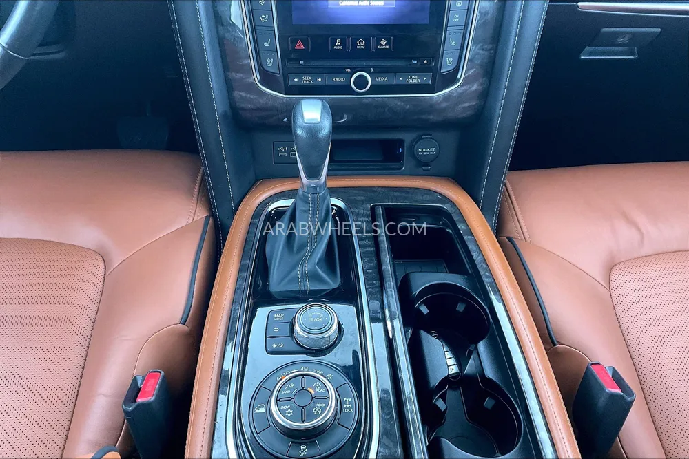 Nissan Patrol 2021 for Sale in Sharjah Image-24