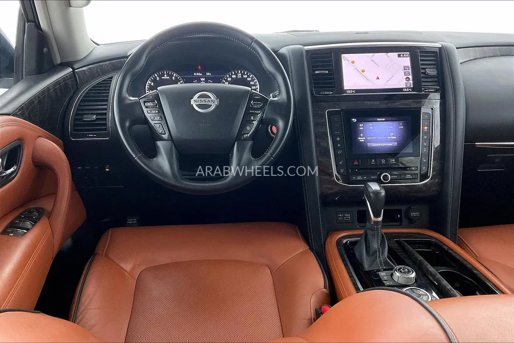 Nissan Patrol 2021 for Sale in Sharjah Image-30
