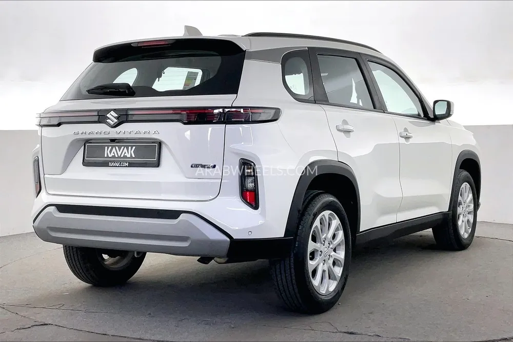 Suzuki Grand Vitara 2024 for Sale in Dubai Image-6