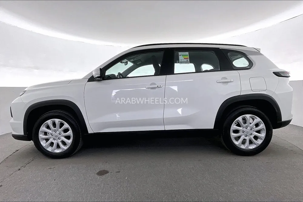 Suzuki Grand Vitara 2024 for Sale in Dubai Image-7