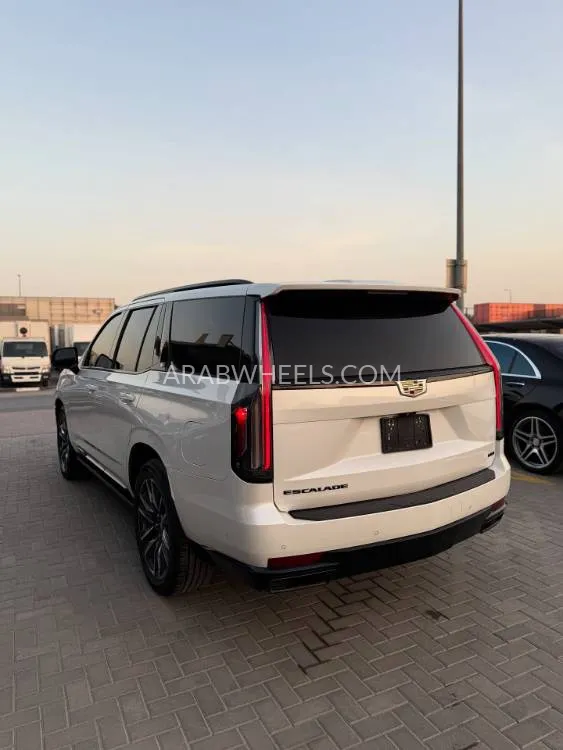 Cadillac Escalade 2023 for Sale in Sharjah Image-16