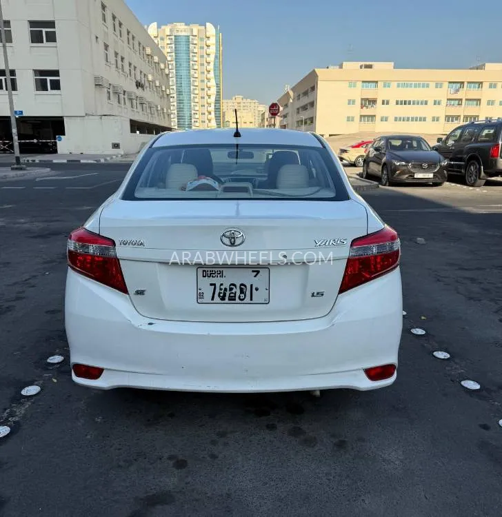 Toyota Yaris 2016 for Sale in Dubai Image-5