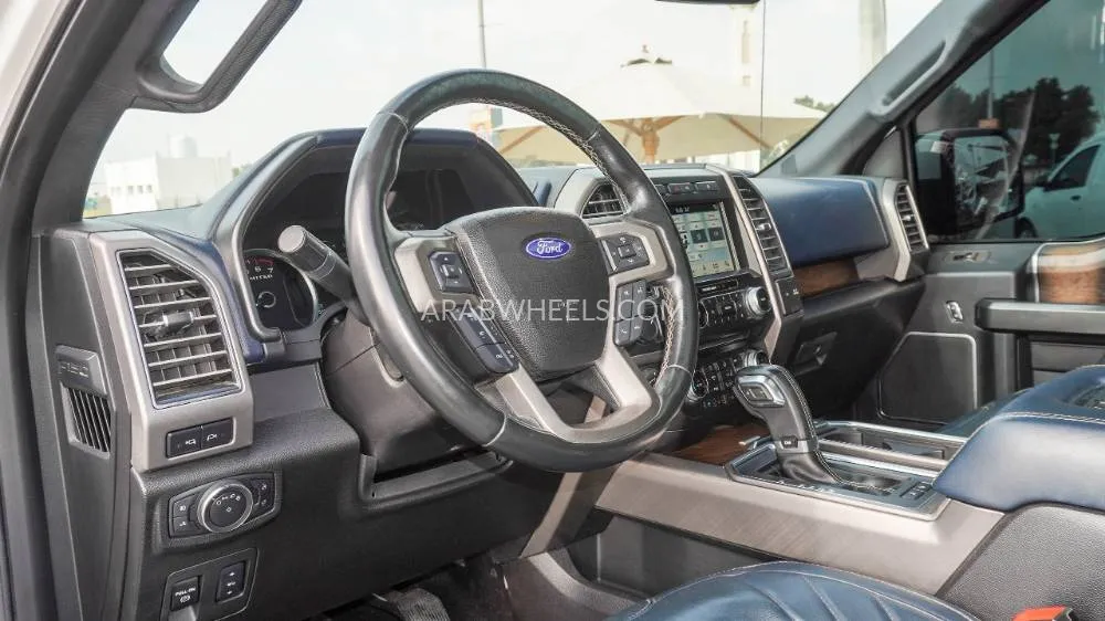 Ford F 150 2019 for Sale in Sharjah Image-9