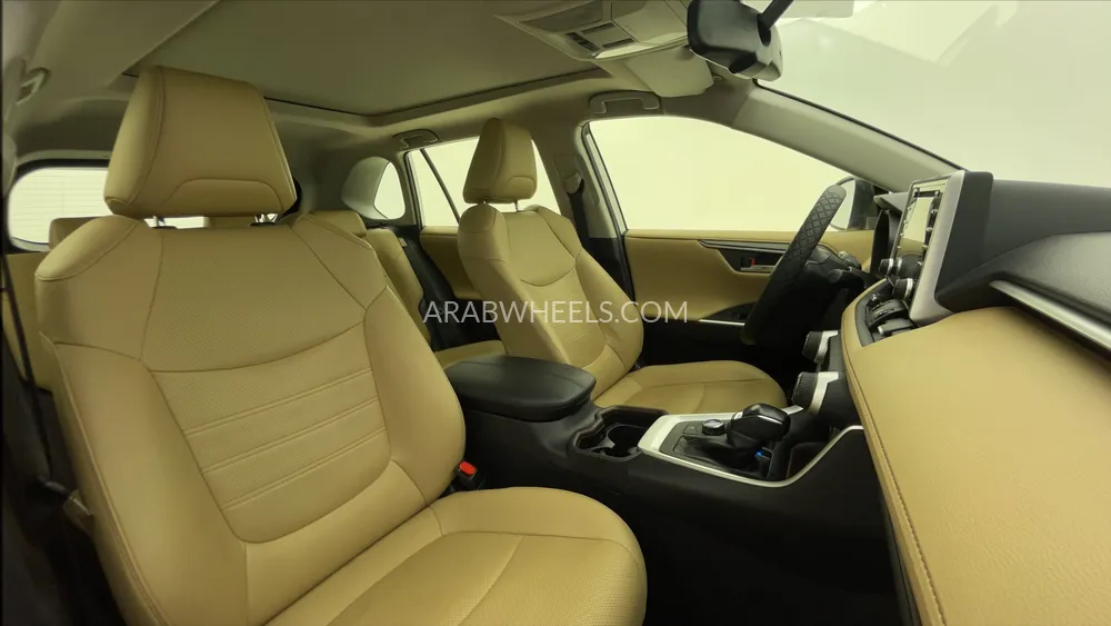 تويوتا راف 4 2021 for Sale in دبي Image-26