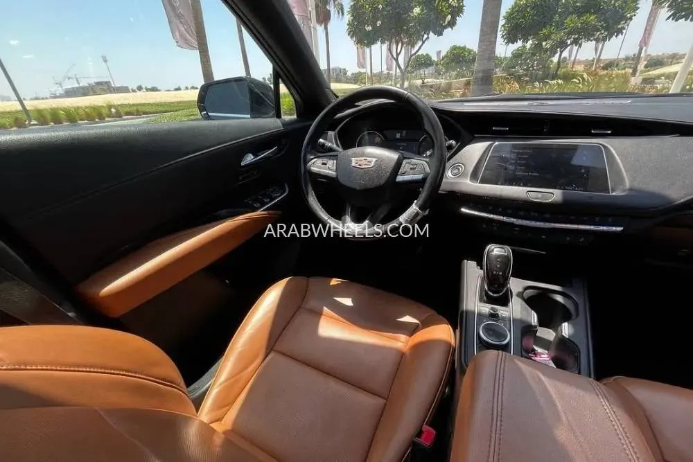 كاديلاك إكس تي 4 2021 for Sale in عجمان Image-8