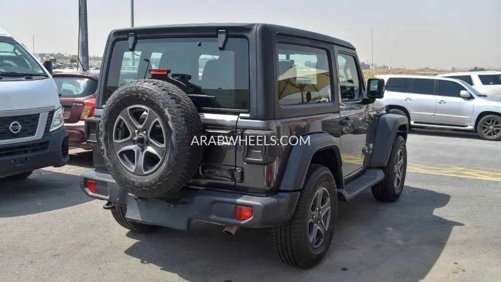 Jeep Wrangler 2018 for Sale in Sharjah Image-6
