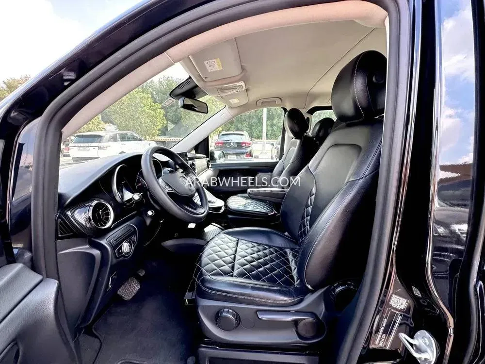 Mercedes Benz V Class 2023 for Sale in Sharjah Image-19
