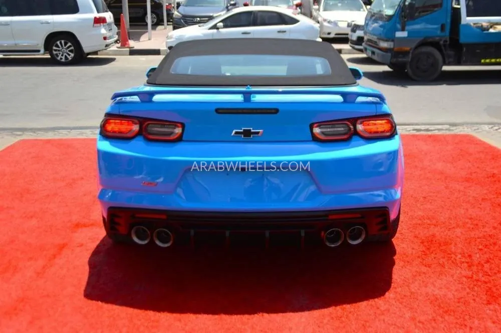 Chevrolet Camaro 2023 for Sale in Sharjah Image-15