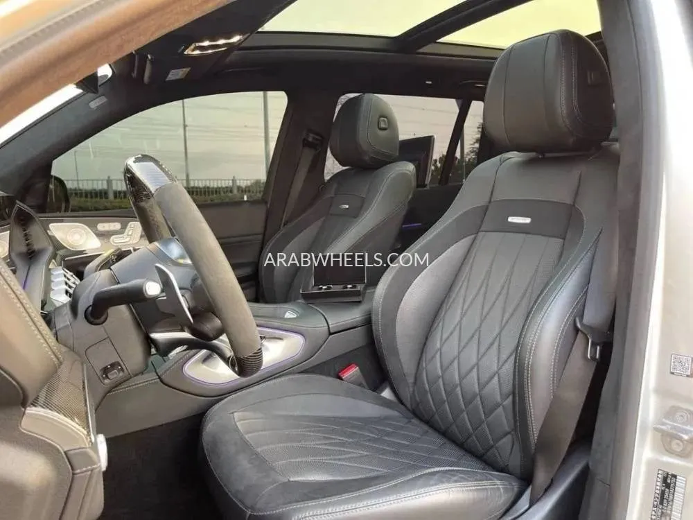 مرسيدس بنز GLS 2021 for Sale in دبي Image-6