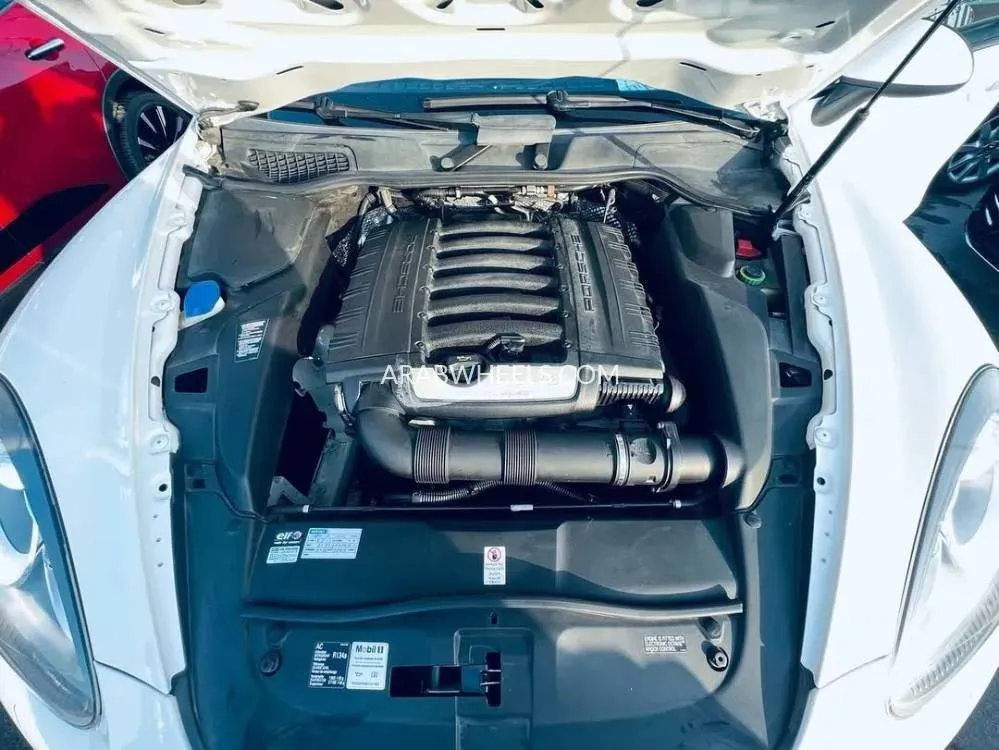 Porsche Cayman 2013 for Sale in Sharjah Image-6