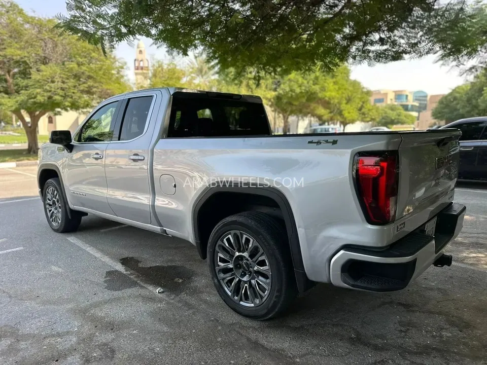 GMC Sierra 2019 for Sale in Sharjah Image-6