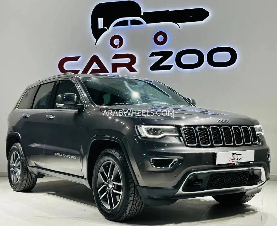 Jeep Grand Cherokee 2018 for Sale in Dubai Image-3