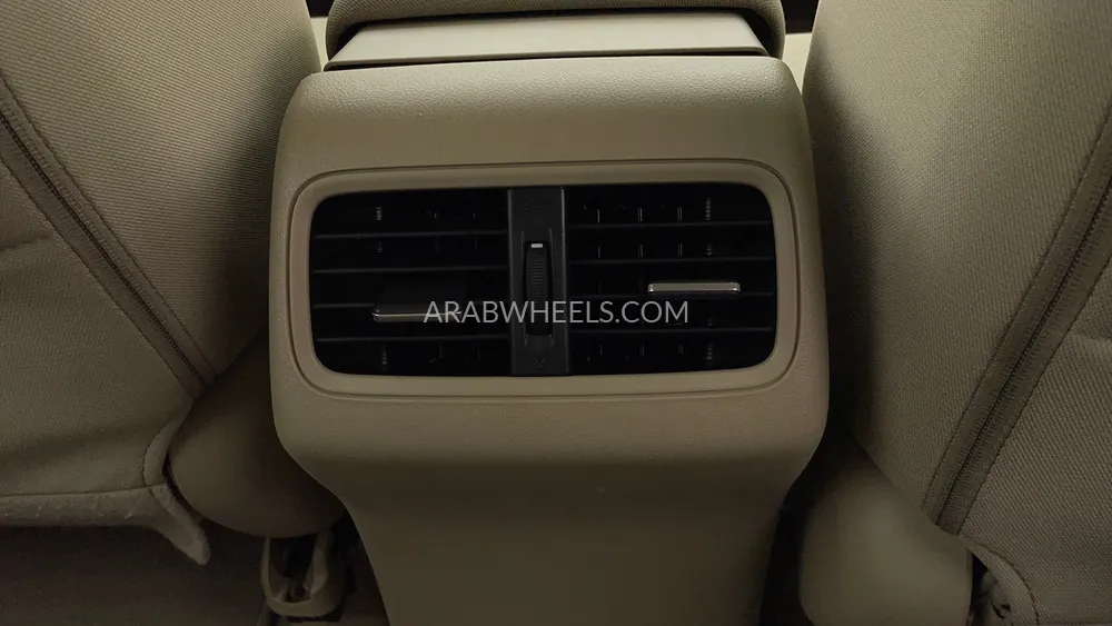 Honda CR-V 2016 for Sale in Dubai Image-23