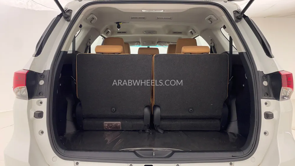 Toyota Fortuner 2024 for Sale in Dubai Image-25